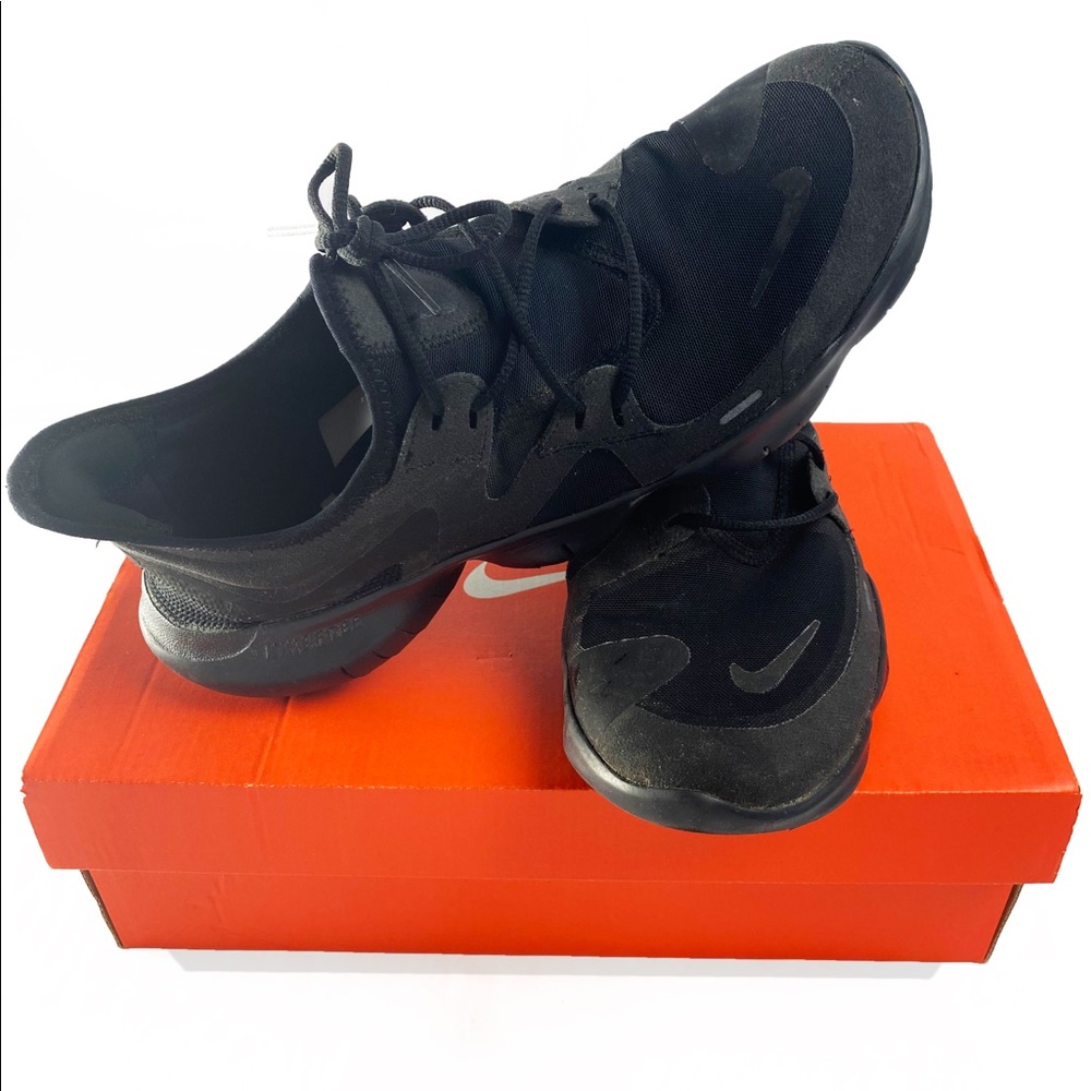 Nike free run (triple black)